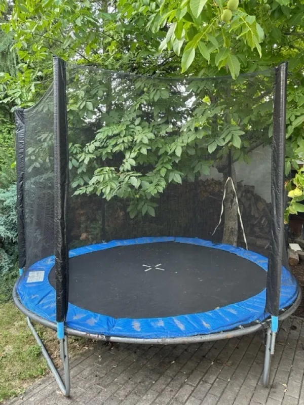 Trampolína