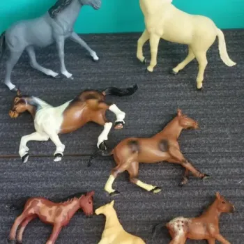 Figurky koně