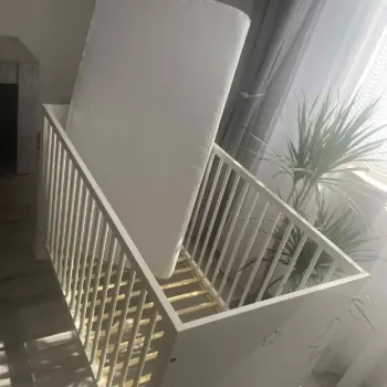 Dětská postýlka s matraci